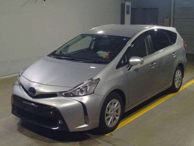 12511 TOYOTA PRIUS ALPHA ZVW41W 2020 г. (TAA Yokohama)